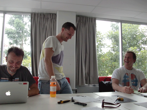 blogs/oli-ben-vlad-.gif