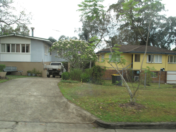blogs/salisbury-two-houses.gif